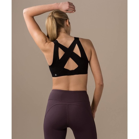 SOLD Lululemon Enlite Bra 34C - Picture 1 of 3